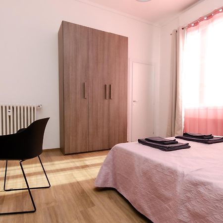 Pink Room Milano Esterno foto